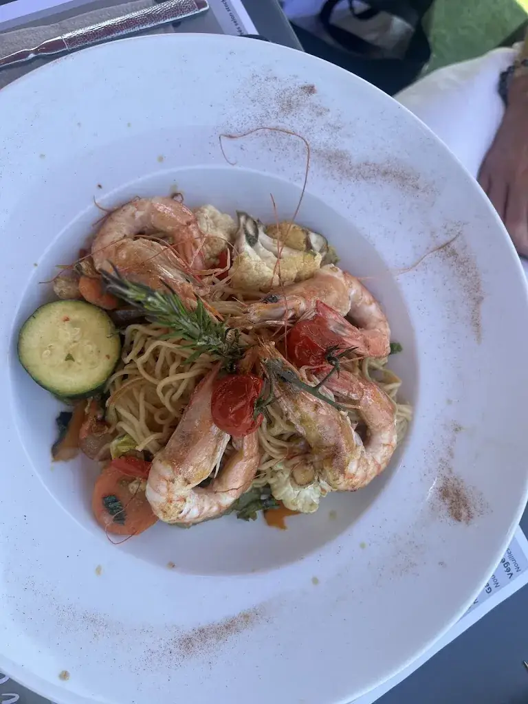 Menü_VILLA GARDEN_Bas-en-Basset_Bild_7