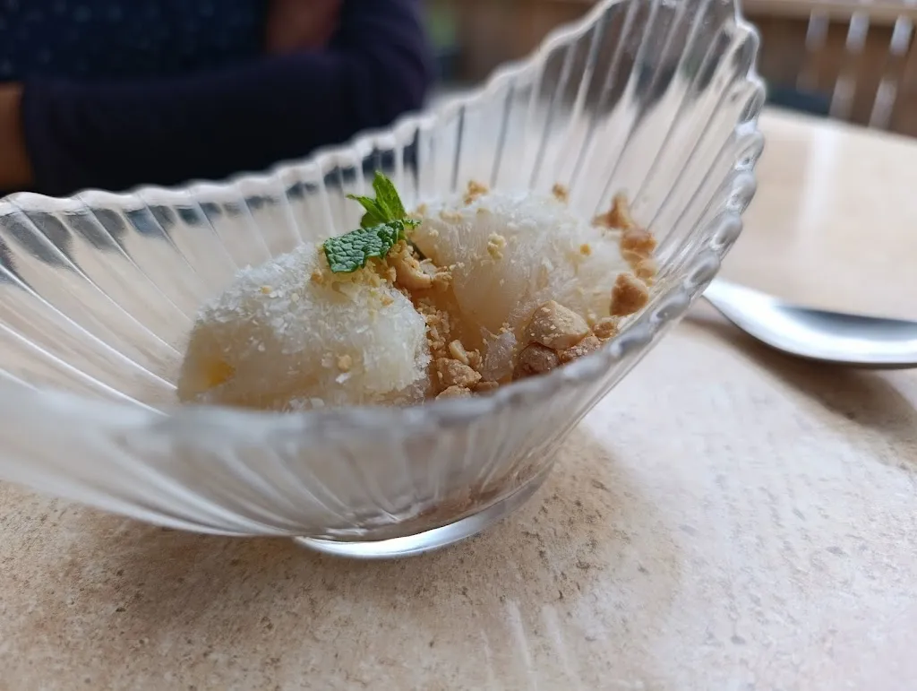 Damien Varlet_Restaurant Bar TUONG VI_Auxerre_recensione