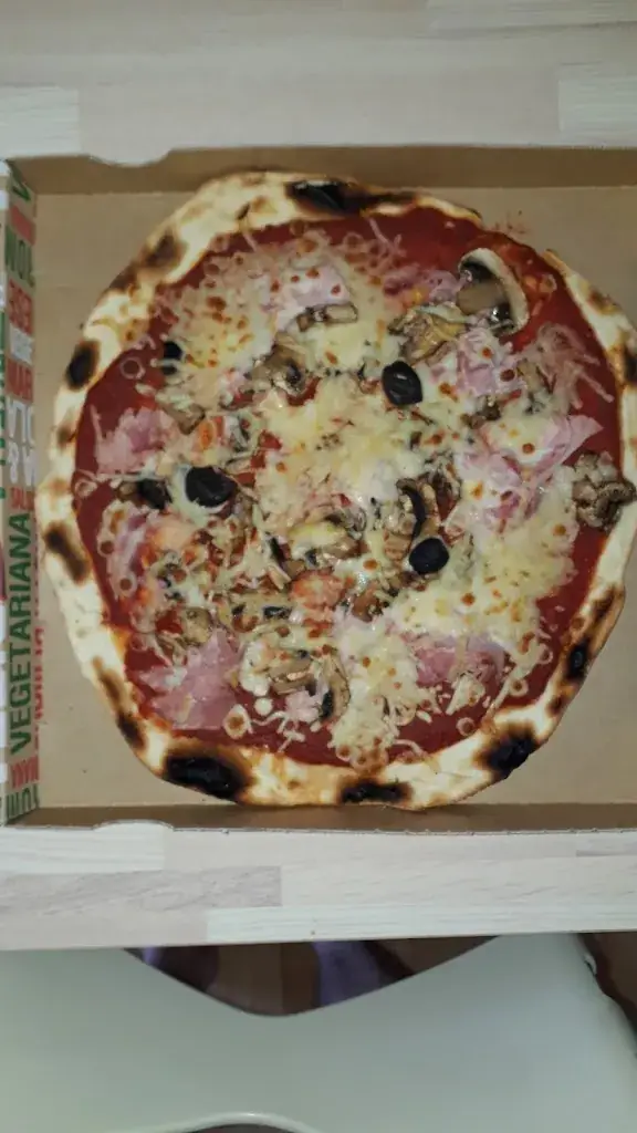 polo robert_yannospizza2_Matour_Bewertung