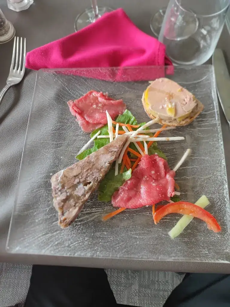 Menu_Le Saint-Cyr_Montmelard_image_9