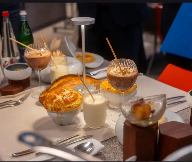 Le Salon de Grégoire_Givry_slider_image_3