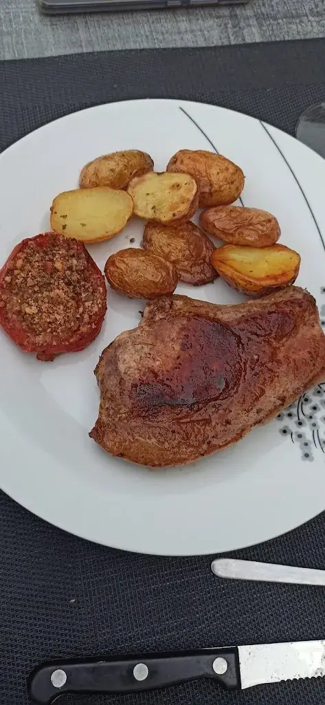 Amand 78_Ferme Auberge d'Esparnol_Montfaucon_review