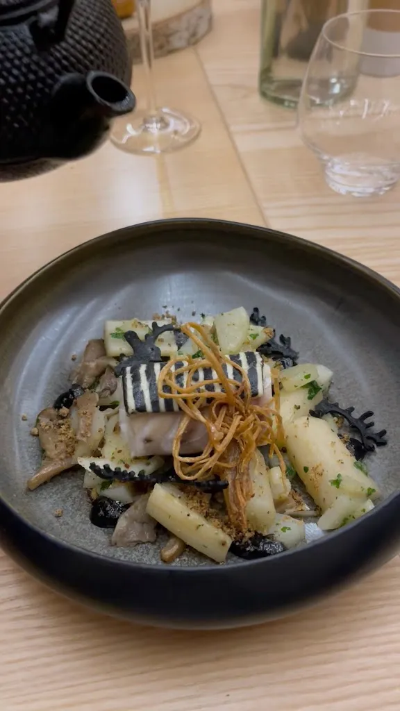 Auberge Lou Pinatou_Solignac-sous-Roche_slider_image_2