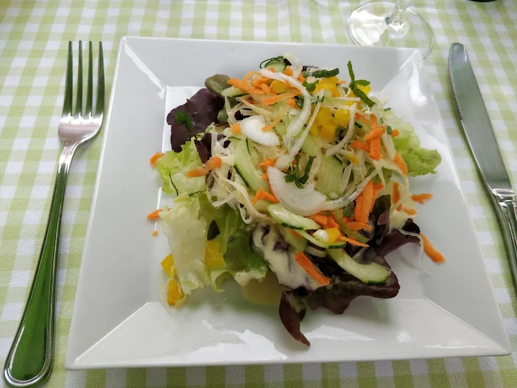 Chez Gustave_Lure_slider_image_2