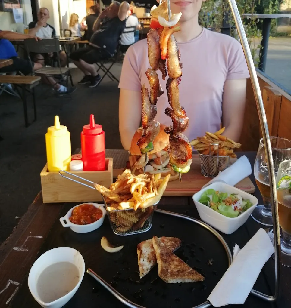 Bistrot Pino_Lure_slider_image_3