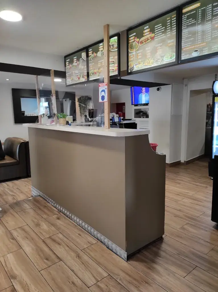 À La Turka_Lure_slider_image_3