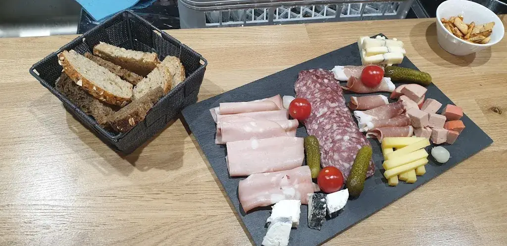 Menu_Le Luthra_Lure_image_2