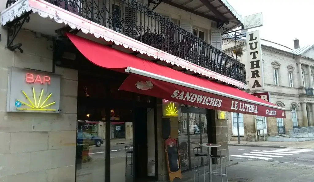 Le Luthra restaurante en Lure