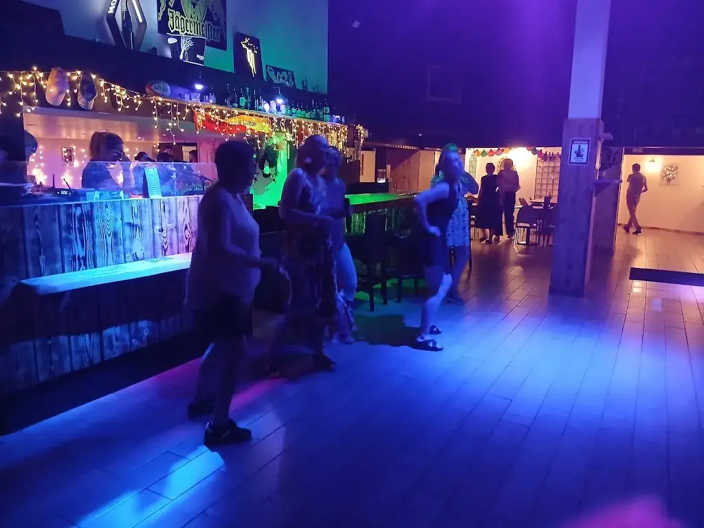 Le Shooter_Lure_slider_image_2