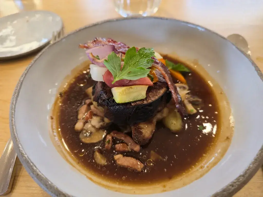 Au Fil Du Clos Restaurant_Meursault_slider_image_3