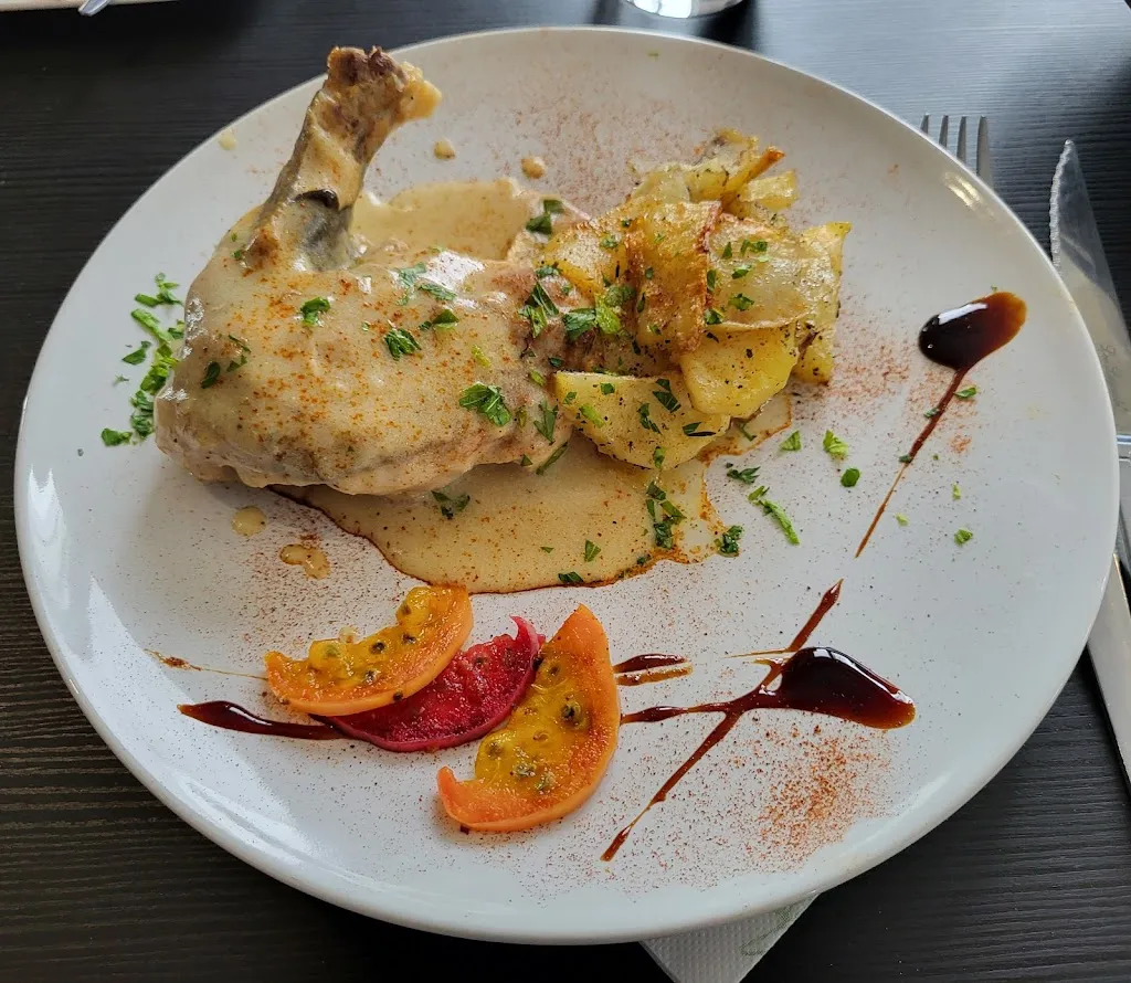 CHEZ LILI'ROSE - RESTAURANT_Morvillars_slider_image_3