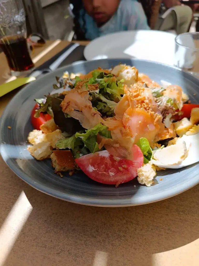 Chahine Nafis_Le Col_Morbier_review