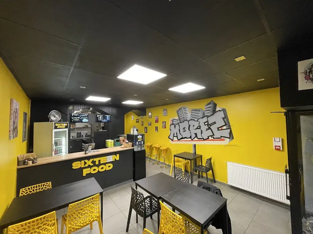 Sixteen Food restaurant in Bienne