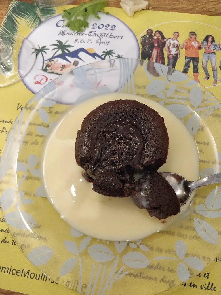 Lynn Pichette_Le Cadran_Moulins-Engilbert_review