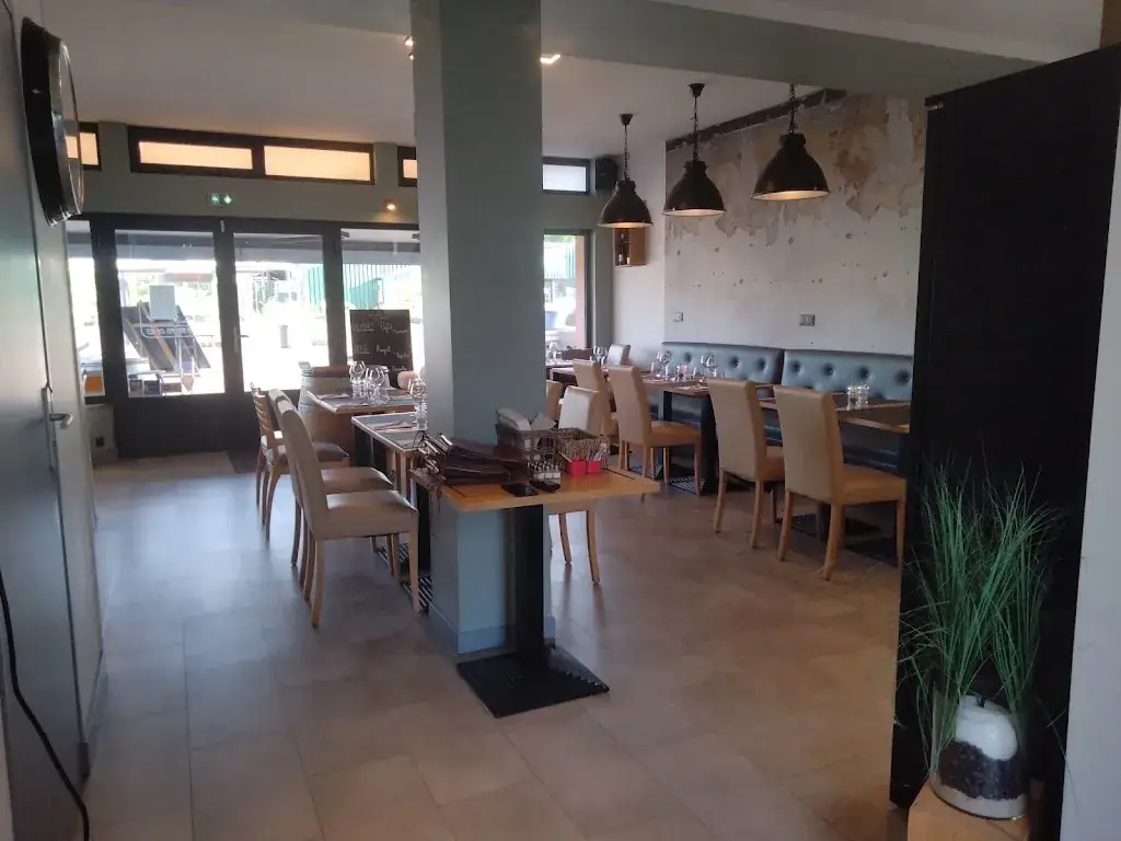 Les Dix Vins_Nevers_slider_image_2