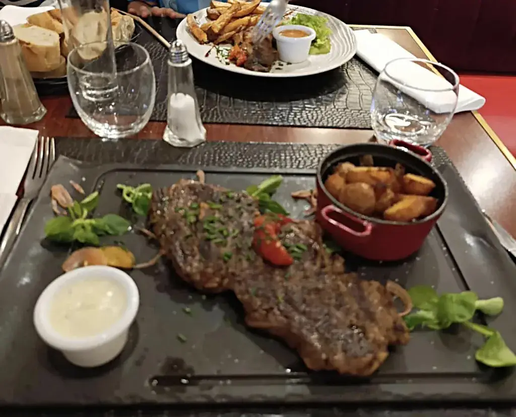 Ronan Guillin_Le Bouchon Nivernais_Nevers_review