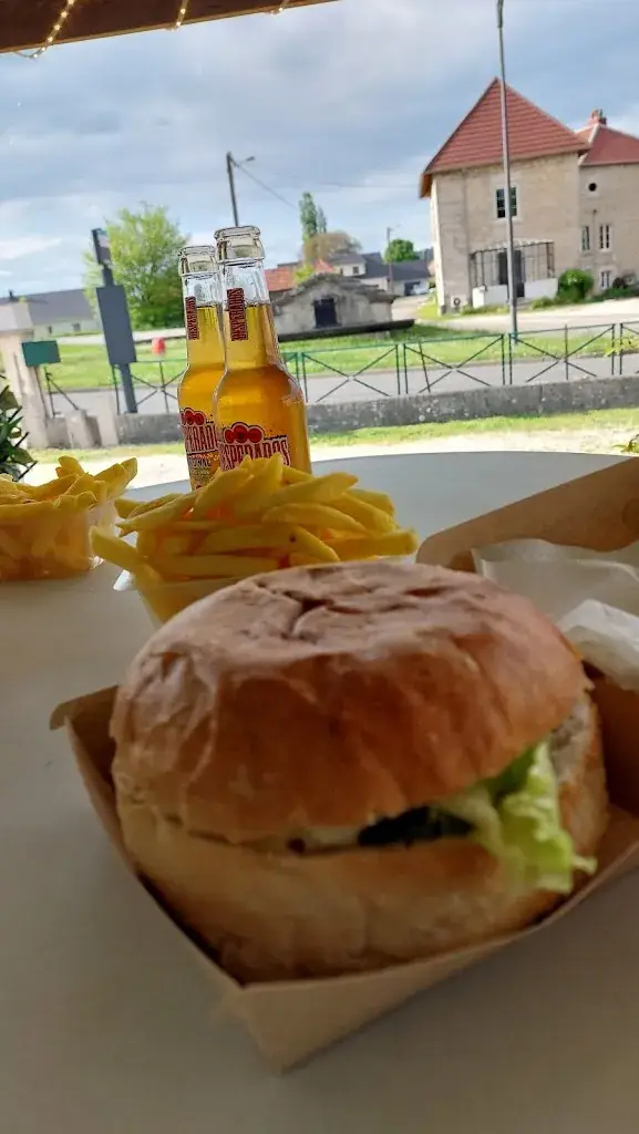 Côté Snack restaurant in Nancray