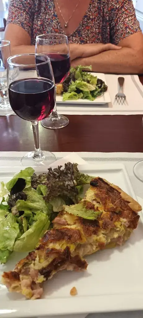 Bar restaurant Du Chêne_Orchamps-Vennes_slider_image_2