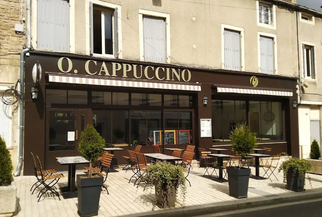 O Cappuccino restaurant in Montbard