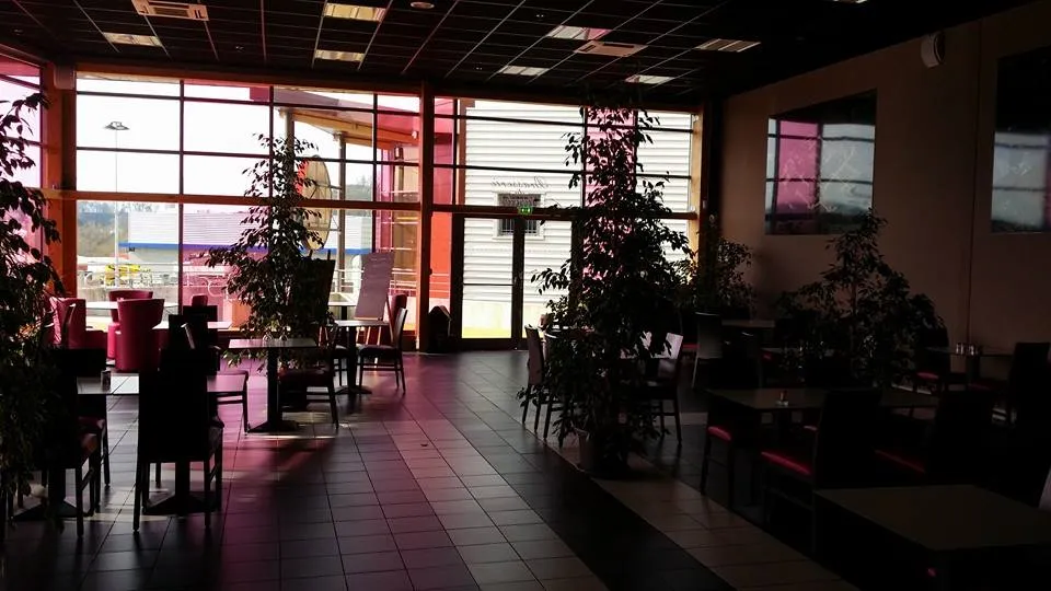 Restaurant Brasserie Du Marché_Montbard_slider_image_1