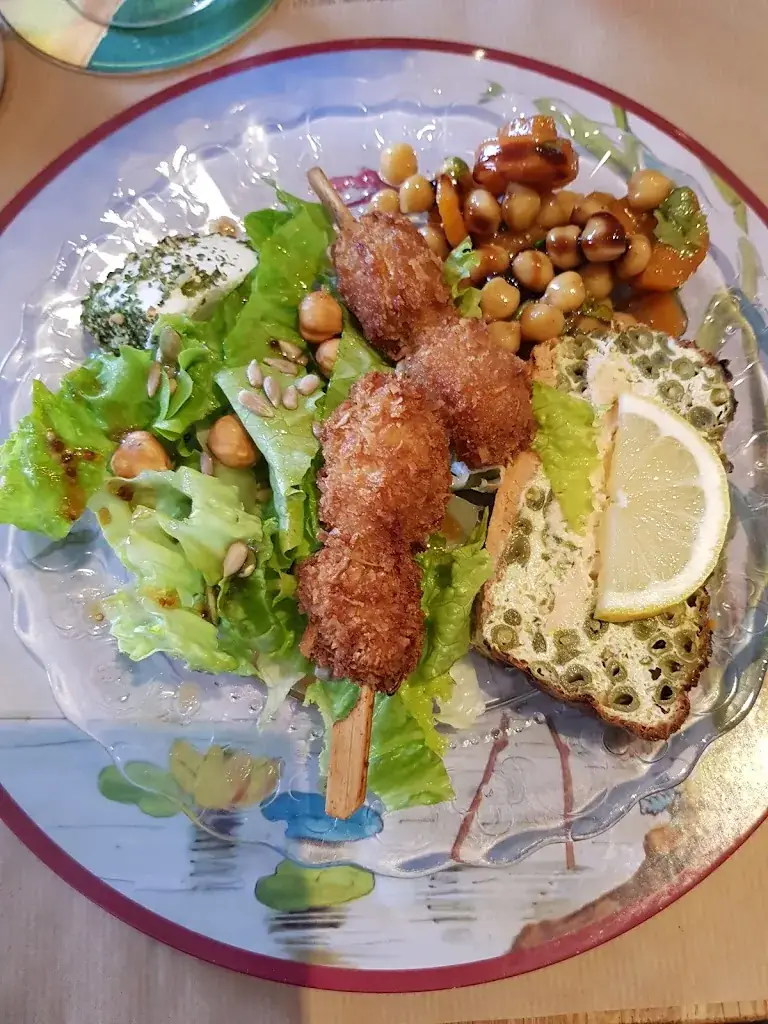 Gisèle Unbekand_Bistrot Anatole & Arthemiss_Montbard_review