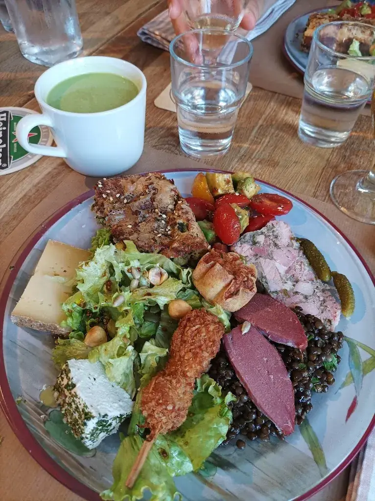 Bistrot Anatole & Arthemiss_Montbard_slider_image_2