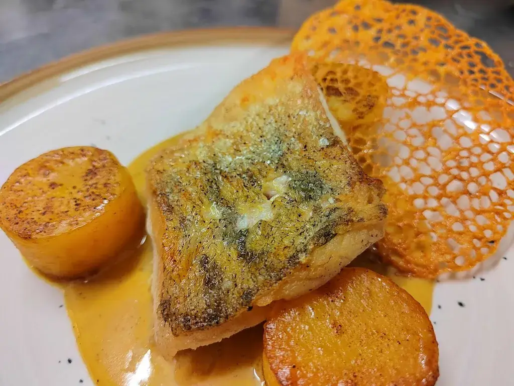 Le BLC - Bistrot La Cozanne_Nolay_slider_image_2