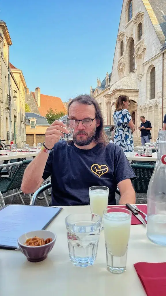 Uncle Joe Music_Le Bouchon Du Palais_Dijon_recensione