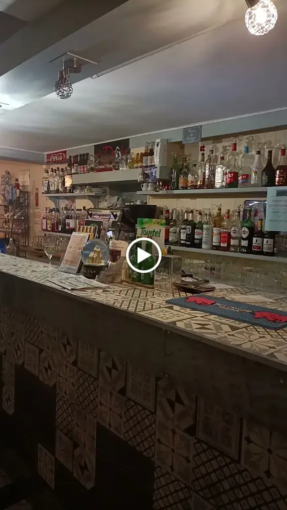 Bar Brasserie le Lithana restaurant in Ouroux-sur-Saône