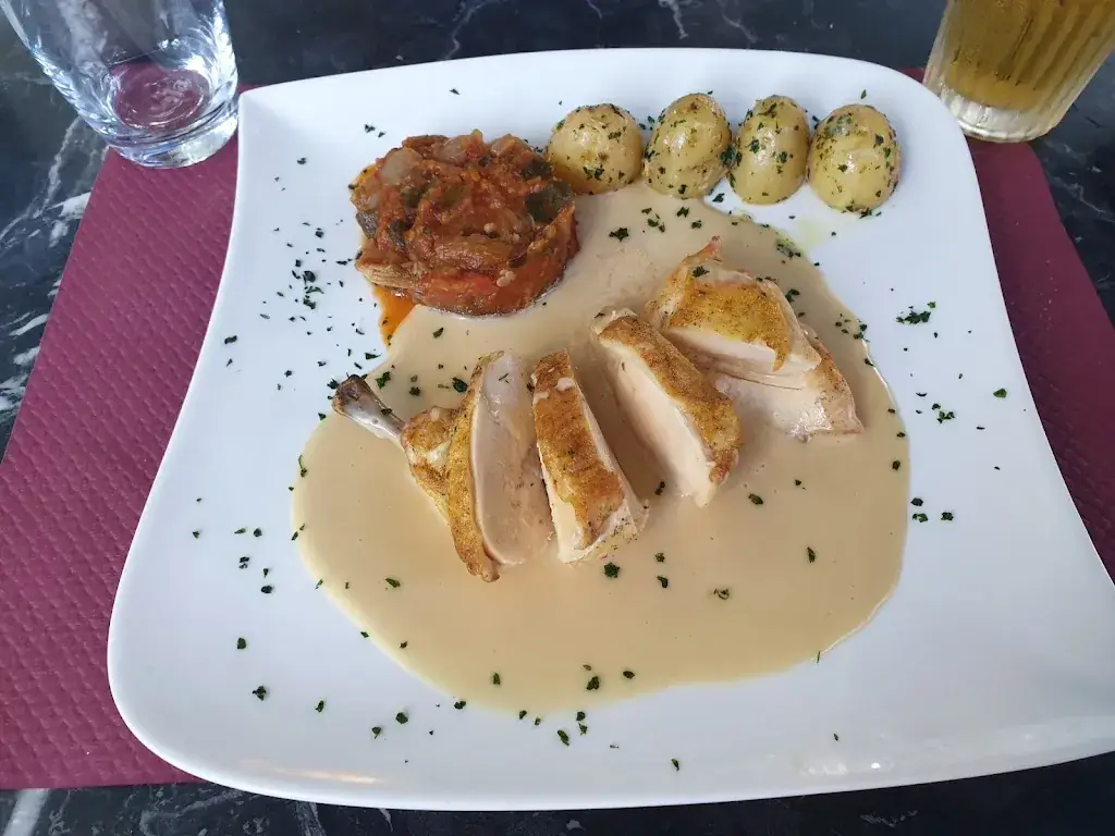 La Gouillette_Petit-Noir_slider_image_3