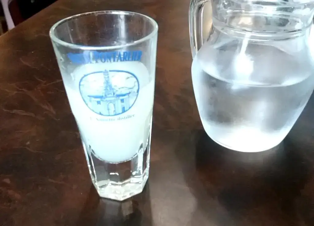 Menu_Restaurant Le Paris-Geneve Perrigny 39_Perrigny_image_8