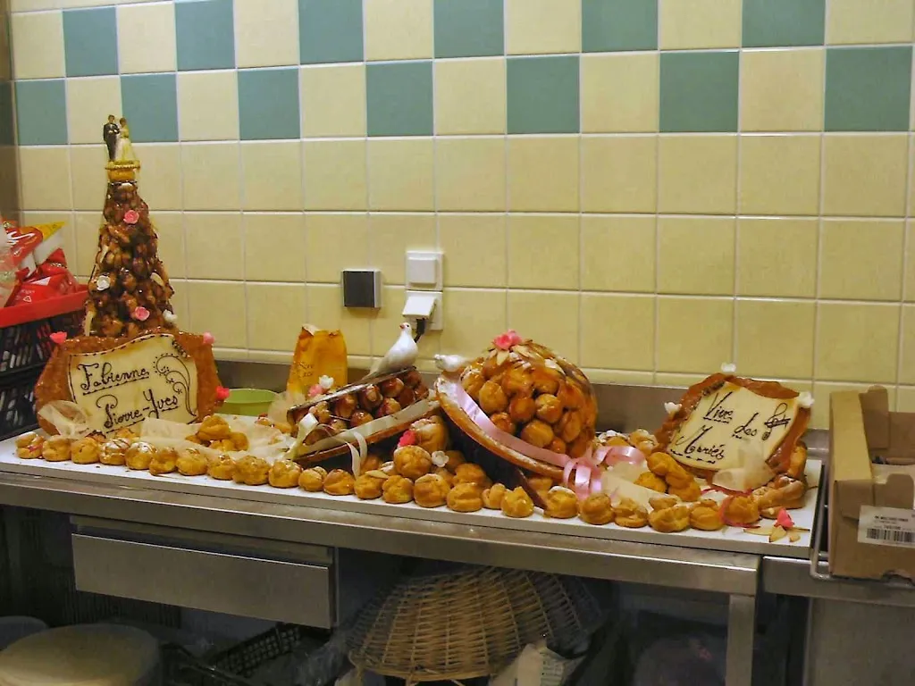 L'Amaryllis_Perrigny_slider_image_2