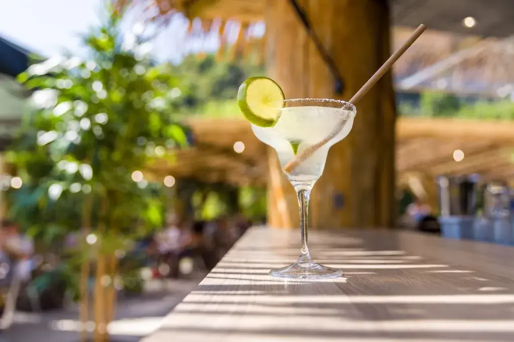 Le Balcon_Tour-du-Meix_slider_image_3