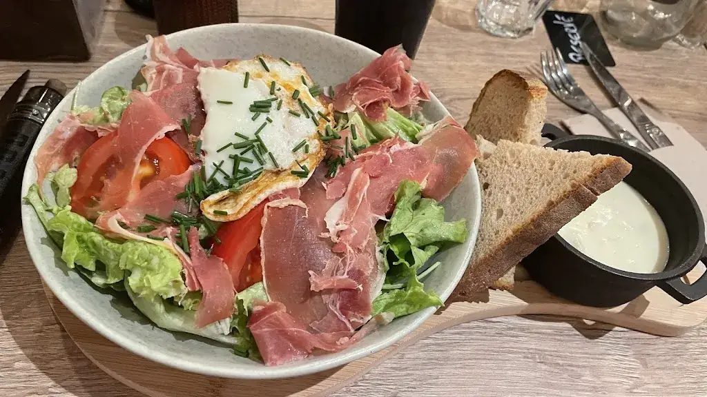 L'Atelier Vintage_Sens_slider_image_2