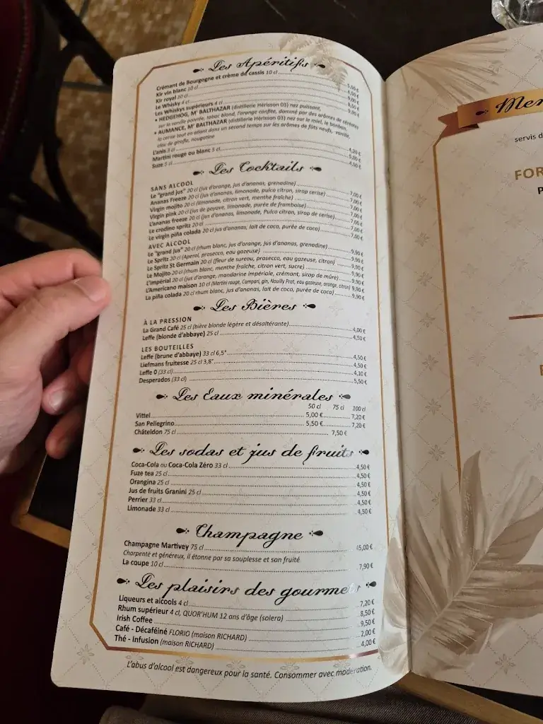 Menu_Le Grand Café, Moulins_Moulins_image_2