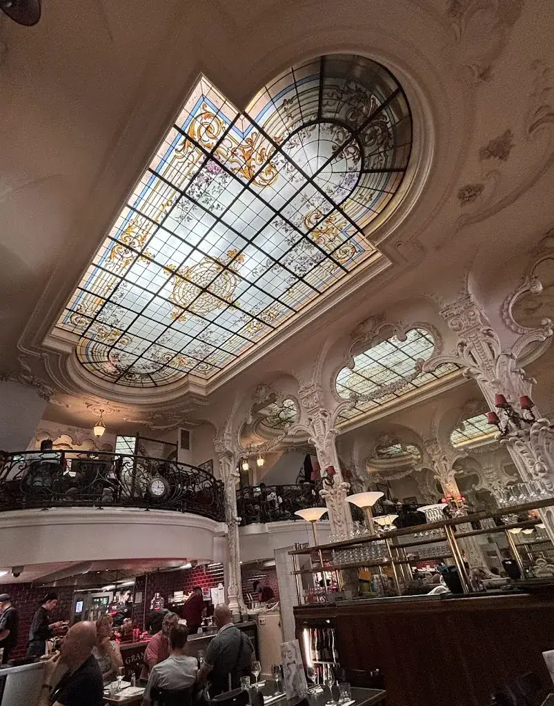 Douglas Chen_Le Grand Café, Moulins_Moulins_review