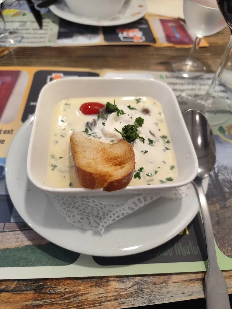 Benjamin Piolet_Restaurant La Symbiose_Roulans_review