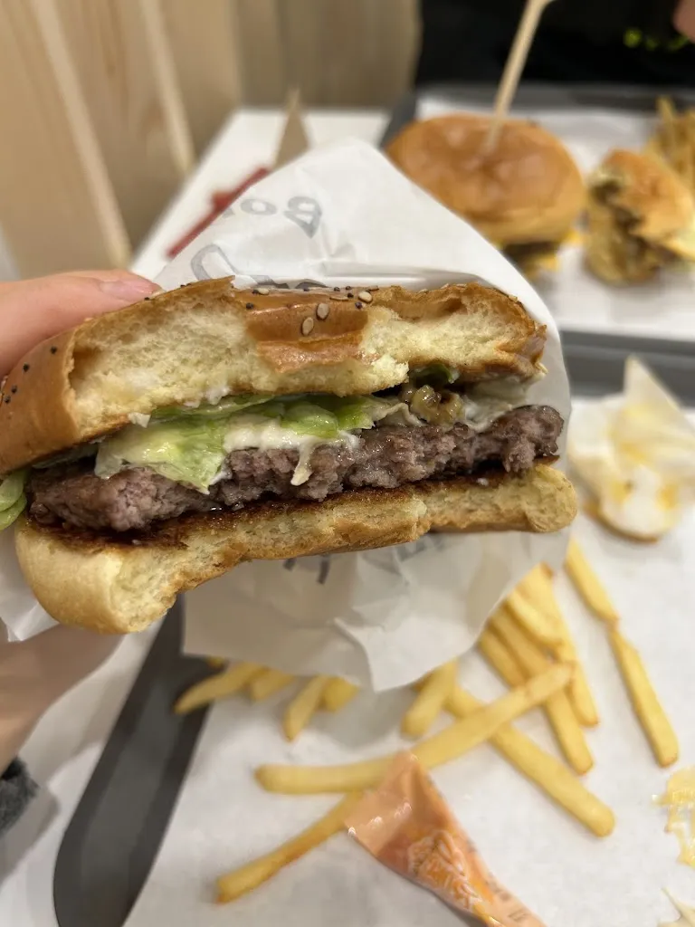 Menu_FAMOUS dwich_Pont-sur-Yonne_immagine_7