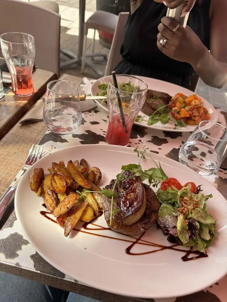 le pti resto_Moulins_slider_image_3