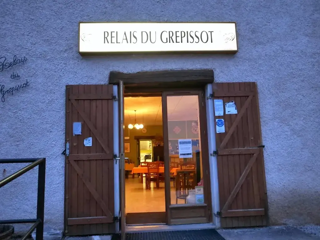 Le Relais Du Grepissot restaurant in Nuits-Saint-Georges