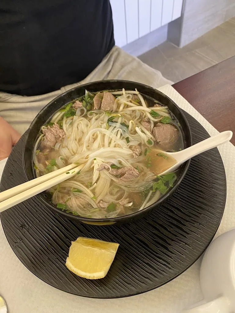 Raul Kuchinad_Saveur d'Asie_Nuits-Saint-Georges_review