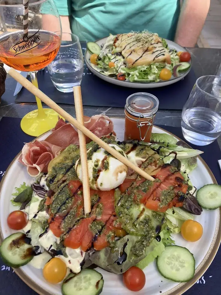 Bryan Ambridge_O'Bar@20 : restaurant, bar a vins, brasserie à Nuits-St-Georges_Nuits-Saint-Georges_review