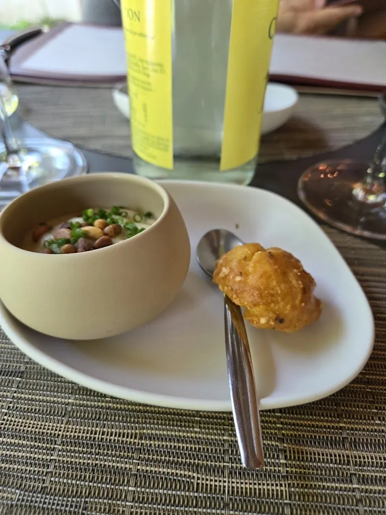 Tina Chikhani_Restaurant La Toute Petite Auberge_Vosne-Romanée_review