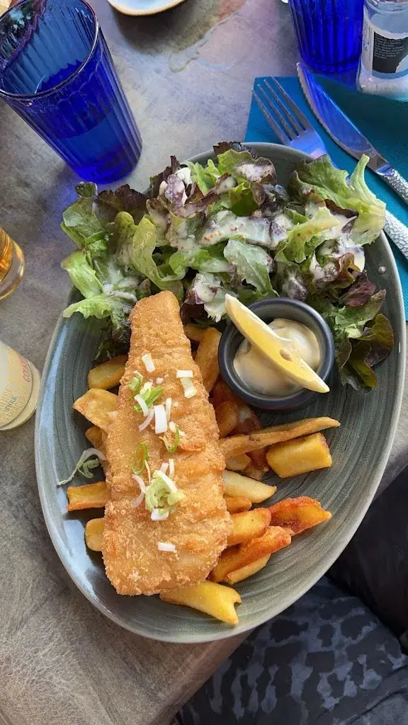 Café de Paris_Nuits-Saint-Georges_slider_image_2