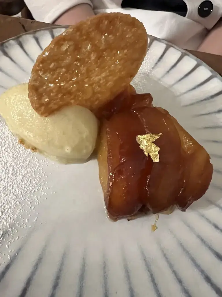 Кристиян Йончев_Restaurant La Table - Maison Lobies_Chevannes_review