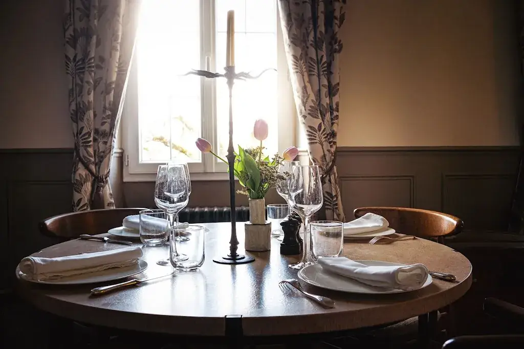 Restaurant La Table - Maison Lobies restaurant in Chevannes