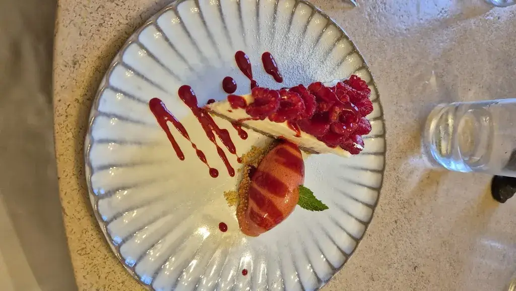 Restaurant La Table - Maison Lobies_Chevannes_slider_image_3