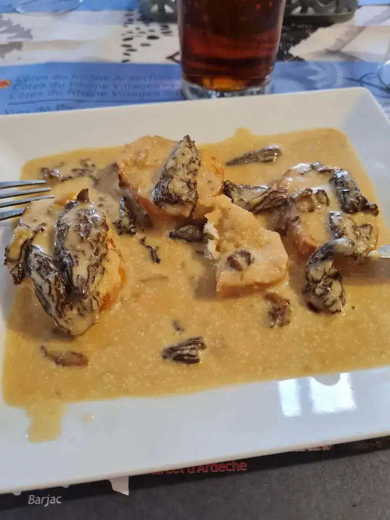 Nathalie Roche_BAR DU PONT_Pont-de-Roide-Vermondans_review