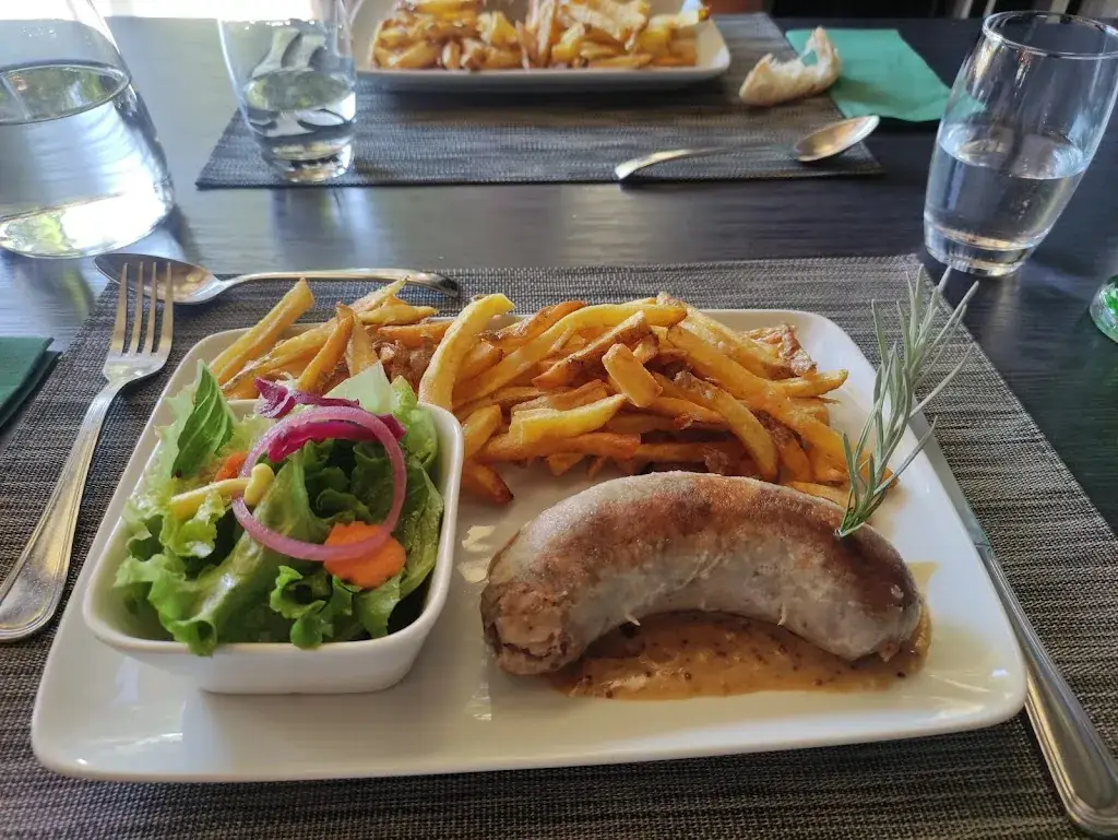 Restaurant l'Horlogerie_Champvans-les-Moulins_slider_image_3