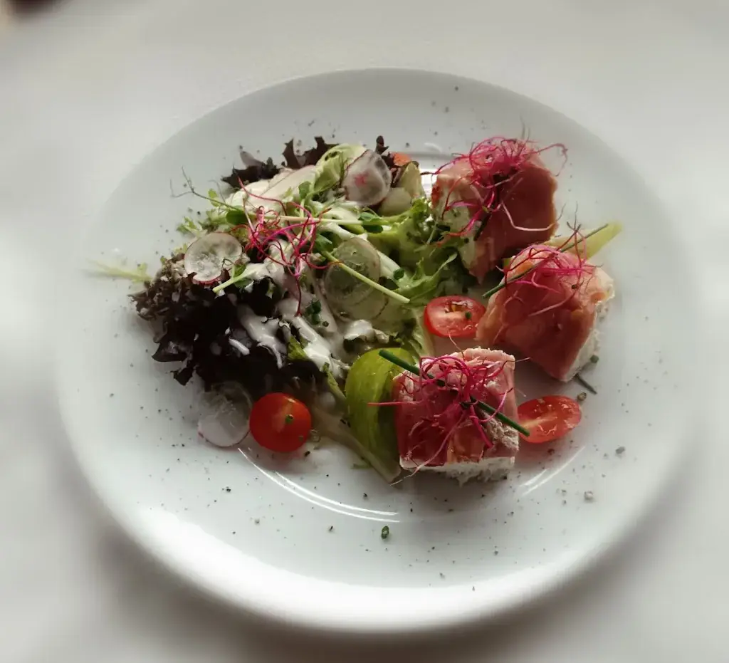 La Belle Epoque_Pouilley-Français_slider_image_2